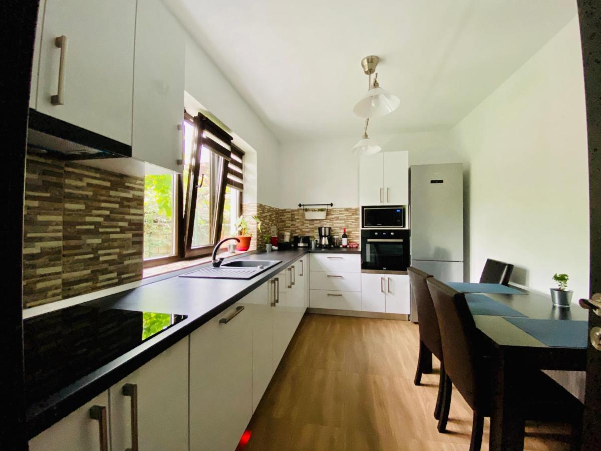 Orşova Holiday Home Esku מראה חיצוני תמונה
