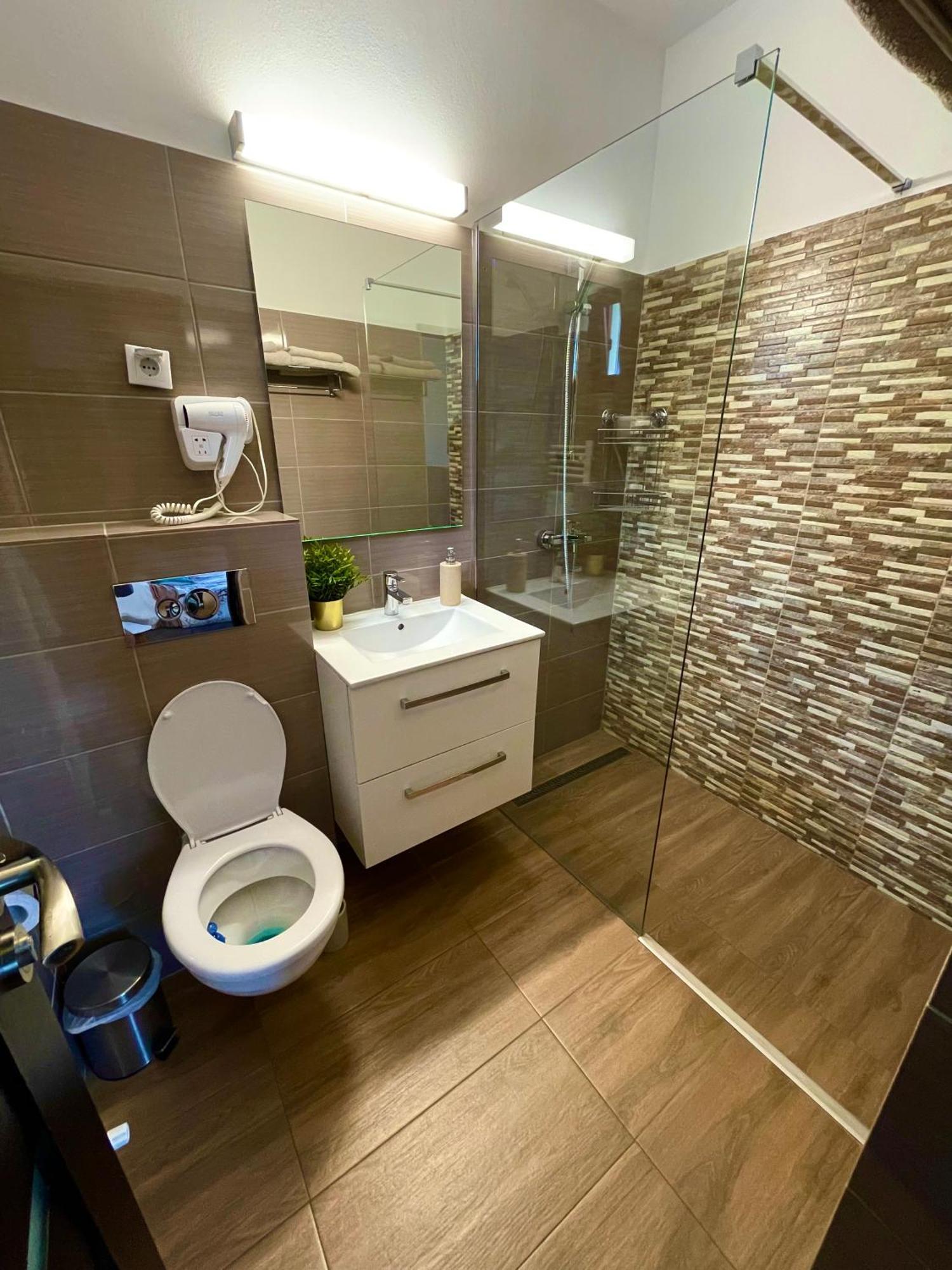 Orşova Holiday Home Esku מראה חיצוני תמונה